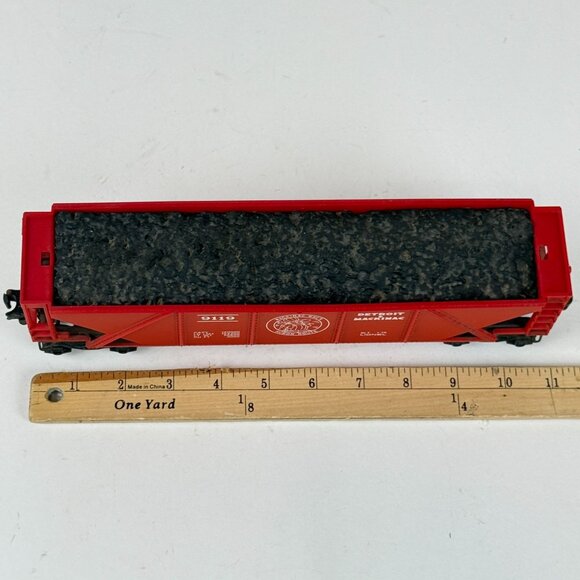 Lionel O Scale 6-9119 Detroit & Mackinaw Hopper Car W/Coal Load Model Train - Picture 8 of 9
